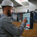 Come i monitor industriali supportano l'innovazione nel settore medicale